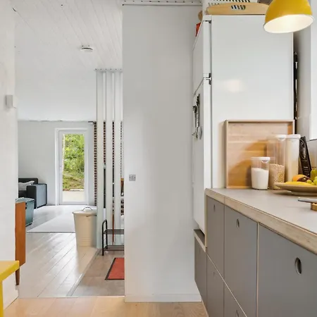 Stunning In With Kitchen בית נופש *